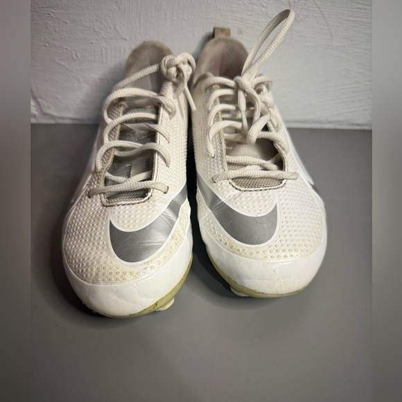 Nike Alpha Huarache 8Pro LAX Lacrosse Cleats White Youth size 5 - Picture 2 of 7